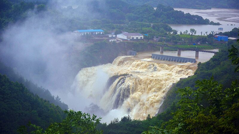 195000_Evacuated_as_Torrential_Rains_Batter_East_Chinas_Anhui_Province - Khabar Asia 195,000 Evacuated as Torrential Rains Batter East China's Anhui Province