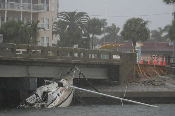 4 Dead in Florida as Hurricane Milton Spawns Tornadoes 4_Dead_in_Florida_as_Hurricane_Milton_Spawns_Tornadoes