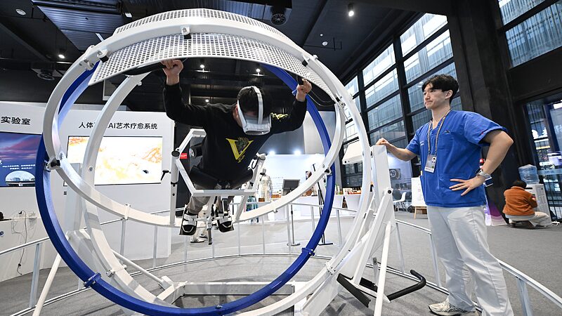 AI_Powers_Digital_Transformation_Across_China_s_Industries__Says_Report - Khabar Asia AI_Powers_Digital_Transformation_Across_China_s_Industries__Says_Report