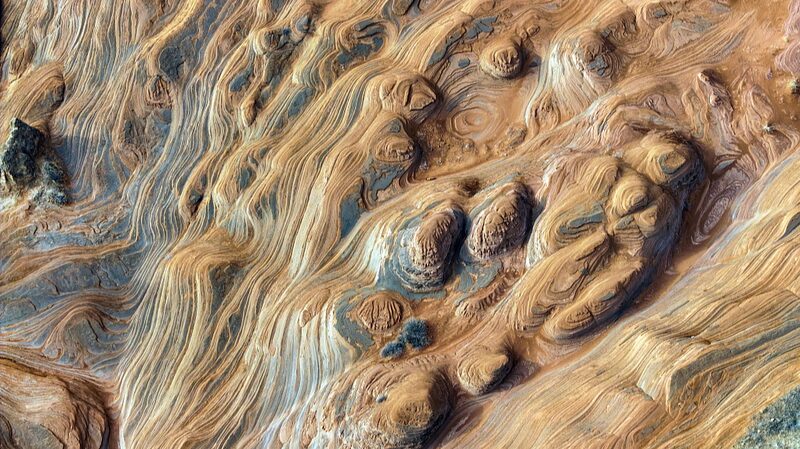 Aerial_Views_Reveal_Spectacular_Danxia_Landform_in_Shaanxi_after_Snowmelt - Khabar Asia Aerial Views Reveal Spectacular Danxia Landform in Shaanxi after Snowmelt
