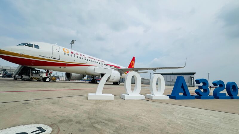 Airbus_Delivers_700th_A320_Aircraft_Assembled_in_China_to_Chengdu_Airlines - Khabar Asia Airbus_Delivers_700th_A320_Aircraft_Assembled_in_China_to_Chengdu_Airlines