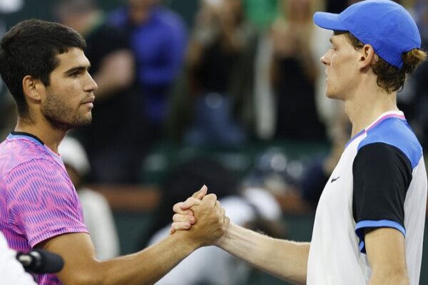 Alcaraz Defeats Sinner to Reach Indian Wells Final Against Medvedev Alcaraz Defeats Sinner to Reach Indian Wells Final Against Medvedev