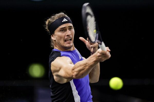 Alexander Zverev Ends Tsitsipas’ ATP Finals Hopes with Paris Masters Quarterfinal Win Alexander_Zverev_Ends_Tsitsipas__ATP_Finals_Hopes_with_Paris_Masters_Quarterfinal_Win