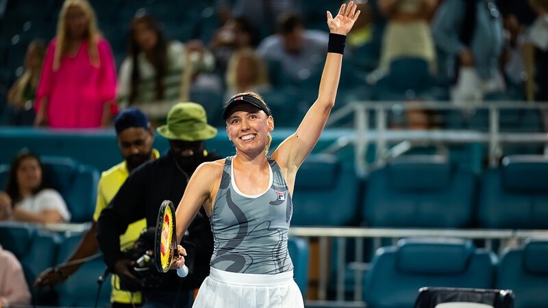 Alexandrova_Stuns_World_No_1_Swiatek_in_Miami_Open_Upset - Khabar Asia Alexandrova Stuns World No. 1 Swiatek in Miami Open Upset