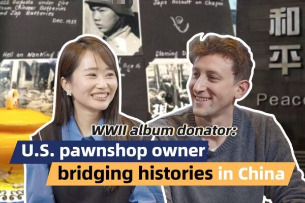 American_Pawnshop_Owner_Donates_WWII_Album_to_China__Begins_Journey_of_Remembrance