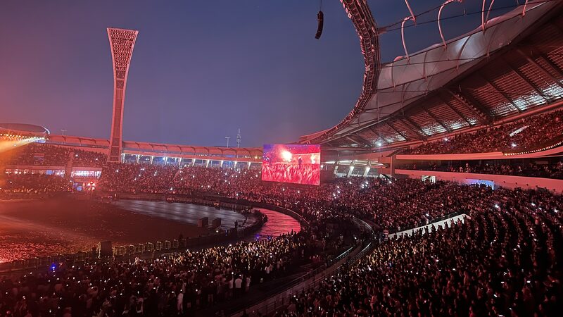 American_Rapper_Kanye_West_s_Hainan_Concert_Sparks_Tourism_Boom_in_China