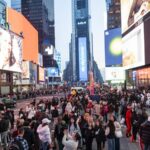 Americans Express Growing Discontent Despite Economic Gains in 2023