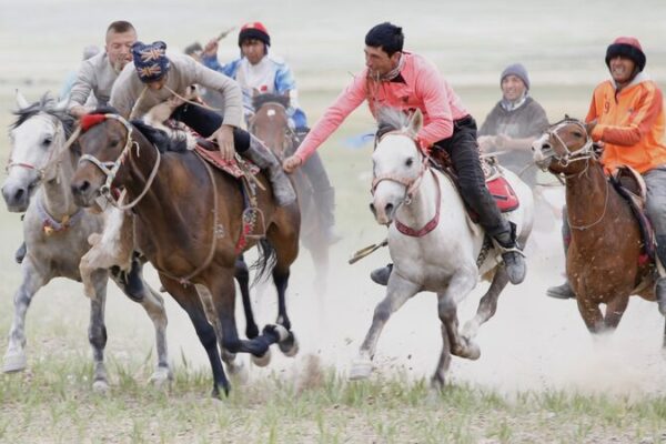 Ancient Buzkashi Sport Thrives Among Tajik Youth in Xinjiang Ancient Buzkashi Sport Thrives Among Tajik Youth in Xinjiang