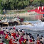 Ancient Dujiangyan Water-Releasing Ceremony Revives 2,000-Year-Old Tradition video poster