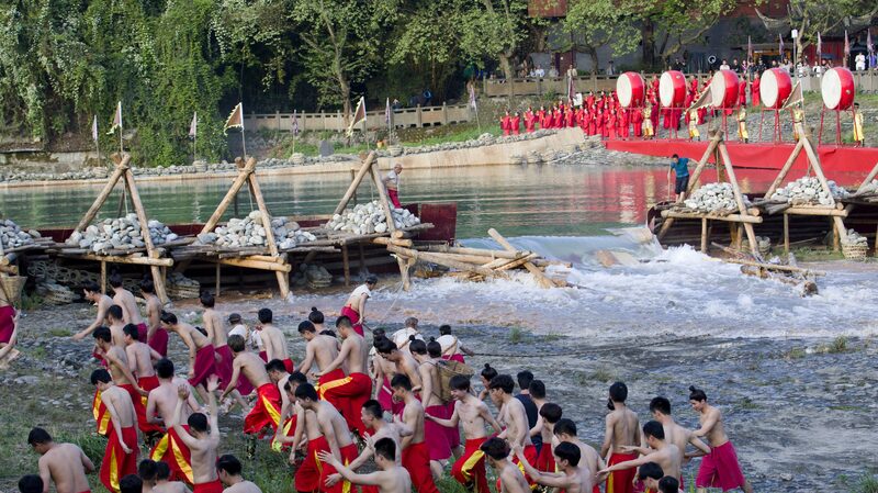 Ancient_Dujiangyan_Water-Releasing_Ceremony_Revives_2000-Year-Old_Tradition_poster - Khabar Asia Ancient Dujiangyan Water-Releasing Ceremony Revives 2,000-Year-Old Tradition video poster