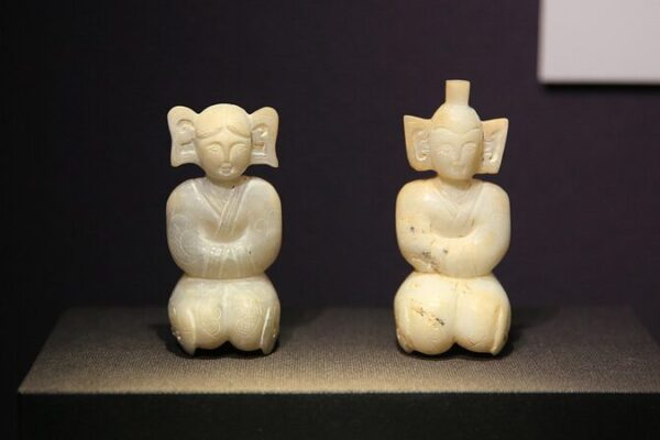 Ancient Jade Treasures Draw Crowds to Fujian’s Yutian Museum Ancient Jade Treasures Draw Crowds to Fujian's Yutian Museum
