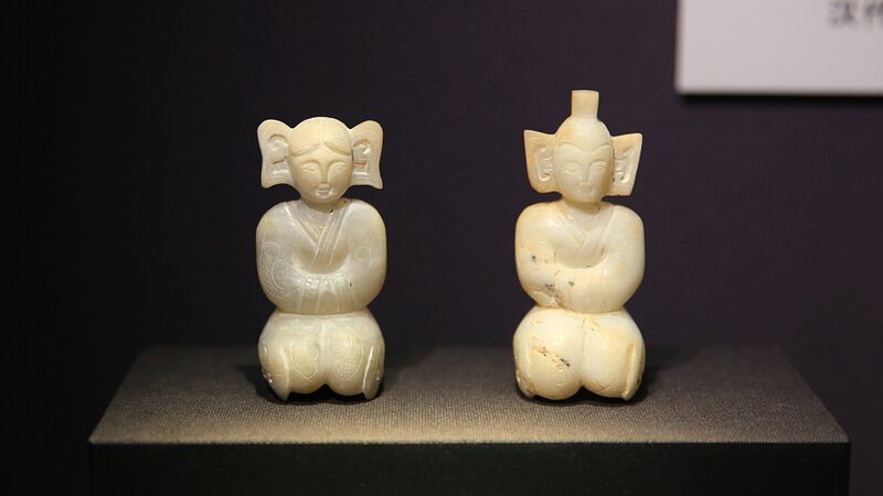 Ancient_Jade_Treasures_Draw_Crowds_to_Fujians_Yutian_Museum - Khabar Asia Ancient Jade Treasures Draw Crowds to Fujian's Yutian Museum