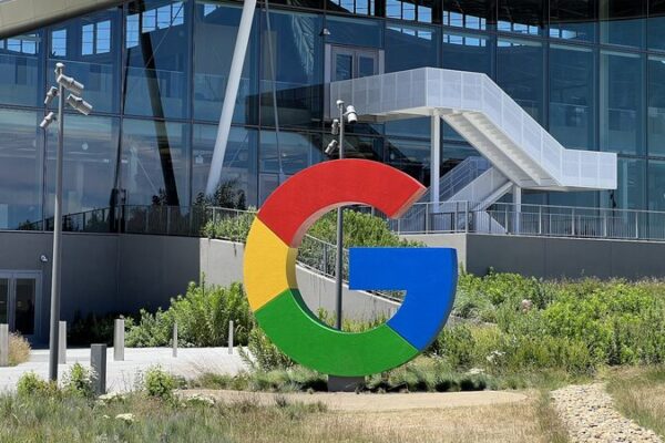 Apple Chooses Google’s Chips Over Nvidia for AI Infrastructure Apple_Chooses_Google_s_Chips_Over_Nvidia_for_AI_Infrastructure