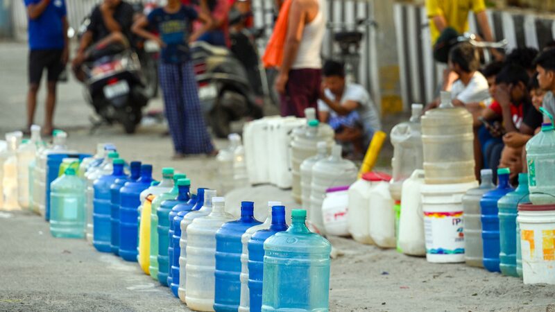 Asia_Faces_Extreme_Weather_Crisis_Heat_Waves_Floods_and_Droughts_Impact_Millions - Khabar Asia Asia Faces Extreme Weather Crisis: Heat Waves, Floods, and Droughts Impact Millions