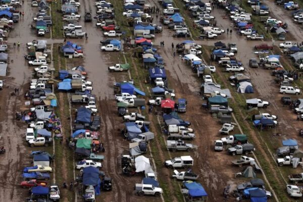 Australia Eases Vehicle Emission Laws Amid Auto Industry Concerns Australia Eases Vehicle Emission Laws Amid Auto Industry Concerns