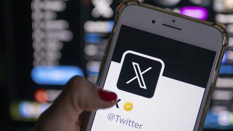 Australian Watchdog Challenges X Over Global Removal of Stabbing Video