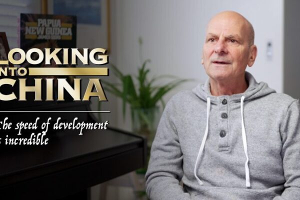 Australian Witnesses China's Rapid Development and Warmth of Its People video poster