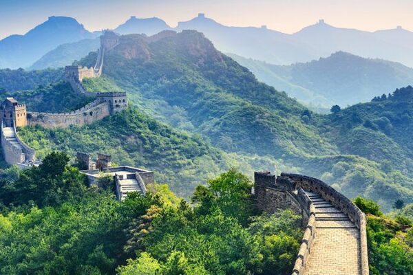 Autumn Splendor: Exploring the Jinshanling Great Wall’s Majestic Beauty Autumn Splendor: Exploring the Jinshanling Great Wall's Majestic Beauty video poster