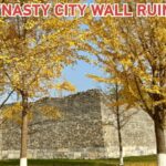 Autumn_Splendor_at_Beijing_s_Ming_City_Wall_Ruins_Park