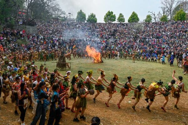 Axi Fire Worship Festival Lights Up Mile, Yunnan with Cultural Splendor Axi Fire Worship Festival Lights Up Mile, Yunnan with Cultural Splendor