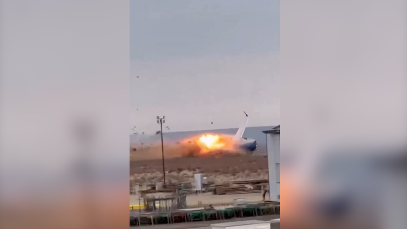 Azerbaijani_Plane_Crashes_Near_Aktau__Kazakhstan__Killing_38 video poster