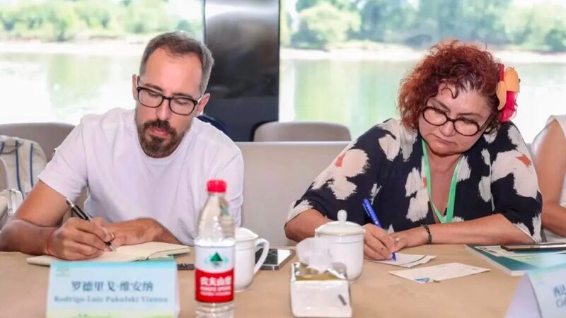 BRICS_Poets_Unite_in_East_China_to_Craft_Collaborative_Poem_on_Fuchun_River - Khabar Asia BRICS_Poets_Unite_in_East_China_to_Craft_Collaborative_Poem_on_Fuchun_River