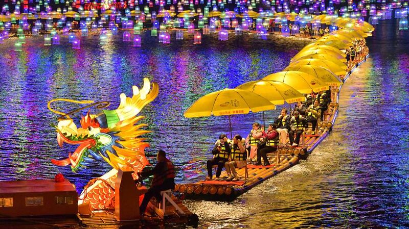 Bamboo_Raft_Tours_Illuminate_Gongshui_River_Nights_in_Central_Chinas_Hubei - Khabar Asia Bamboo Raft Tours Illuminate Gongshui River Nights in Central China's Hubei