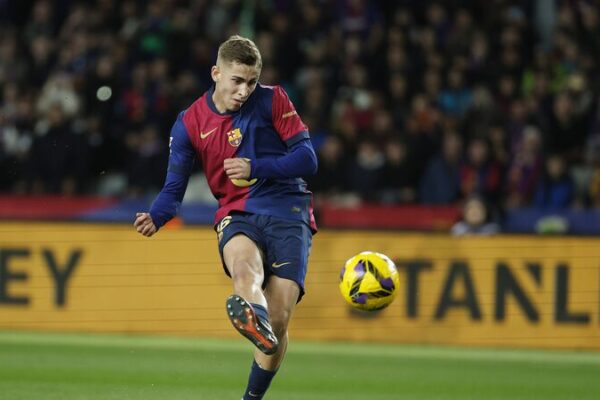 Barcelona Ends La Liga Winless Streak with 7-1 Thrashing of Valencia Barcelona_Ends_La_Liga_Winless_Streak_with_7_1_Thrashing_of_Valencia
