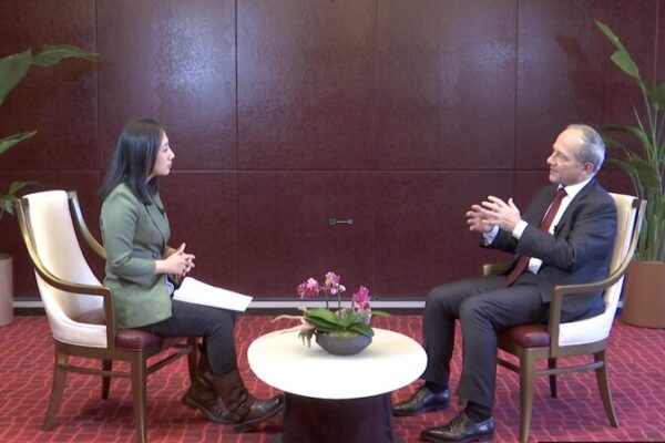 Behind Sanofi’s 1 Billion Euro Investment in China Behind_Sanofi_s_1_Billion_Euro_Investment_in_China