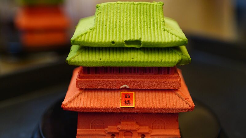 Beijing_Bakery_Crafts_Edible_Replica_of_Historic_Drum_Tower - Khabar Asia Beijing Bakery Crafts Edible Replica of Historic Drum Tower