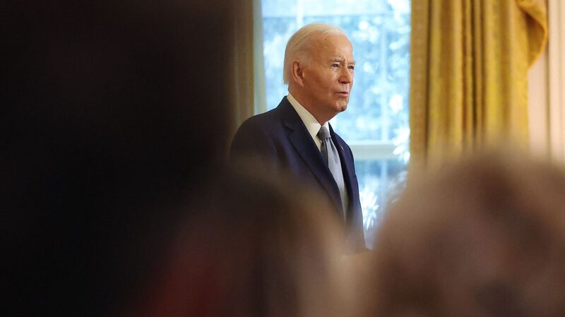 Biden_Pardons_39_Individuals__Commutes_Sentences_of_Nearly_1_500_Non_Violent_Offenders - Khabar Asia Biden_Pardons_39_Individuals__Commutes_Sentences_of_Nearly_1_500_Non_Violent_Offenders