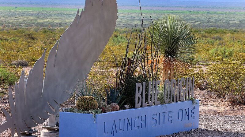 Blue_Origin_s_New_Glenn_Rocket_Achieves_Milestone_with_Successful_Hotfire_Test - Khabar Asia Blue_Origin_s_New_Glenn_Rocket_Achieves_Milestone_with_Successful_Hotfire_Test