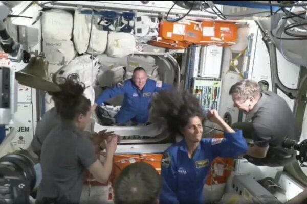 Boeing’s Starliner Capsule Successfully Docks with International Space Station Despite Thruster Issues Boeing's Starliner Capsule Successfully Docks with International Space Station Despite Thruster Issues