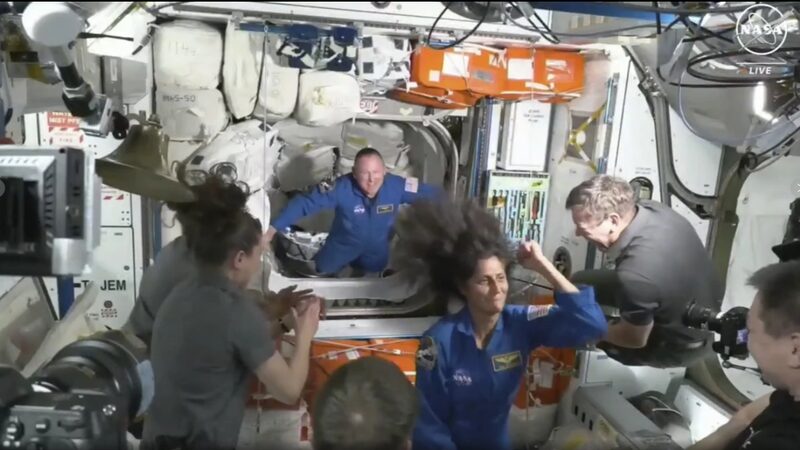 Boeings_Starliner_Capsule_Successfully_Docks_with_International_Space_Station_Despite_Thruster_Issues - Khabar Asia Boeing's Starliner Capsule Successfully Docks with International Space Station Despite Thruster Issues