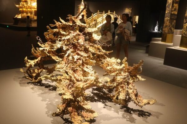 Bridging Eras: Zhu Bingren’s Bronze Masterpieces on Display in Beijing Bridging_Eras__Zhu_Bingren_s_Bronze_Masterpieces_on_Display_in_Beijing