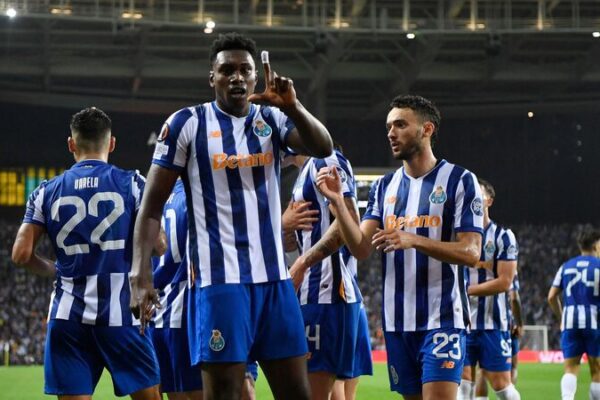 Bruno_Fernandes_Sent_Off_Again_as_Manchester_United_Draws_3_3_with_Porto