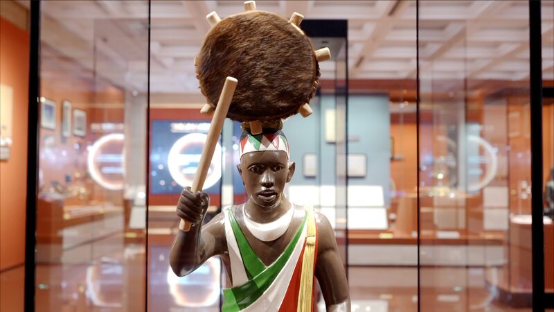 Burundi_s_Royal_Drum_Dance_Sculpture_Showcased_in_Beijing_Exhibition_poster - Khabar Asia Burundi_s_Royal_Drum_Dance_Sculpture_Showcased_in_Beijing_Exhibition video poster