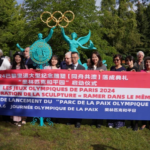 CMG_Donates__Rowing_in_the_Same_Boat__Sculpture_to_France_s_Olympic_Committee - Khabar Asia CMG_Donates__Rowing_in_the_Same_Boat__Sculpture_to_France_s_Olympic_Committee