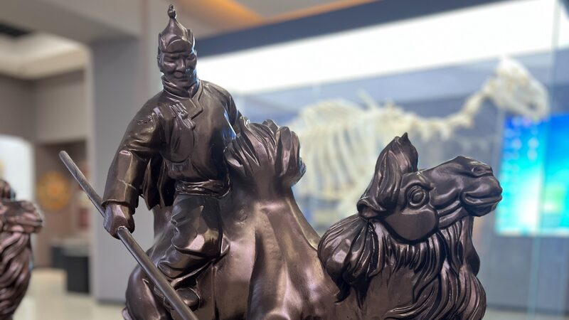 Camels_Celebrated_Through_Art_in_Badain_Jaran_Desert