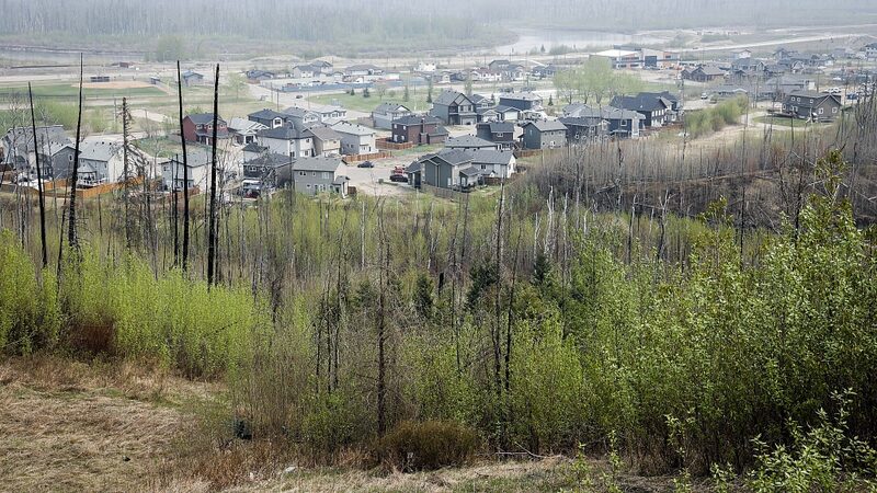 Canadian_Wildfire_Threatens_Global_Oil_Supply_Potential_Impact_on_Asian_Markets - Khabar Asia Canadian Wildfire Threatens Global Oil Supply: Potential Impact on Asian Markets