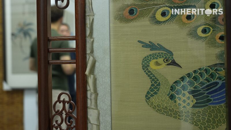 Capturing_Beauty_in_Silk__Exploring_the_Art_of_Kesi_Weaving