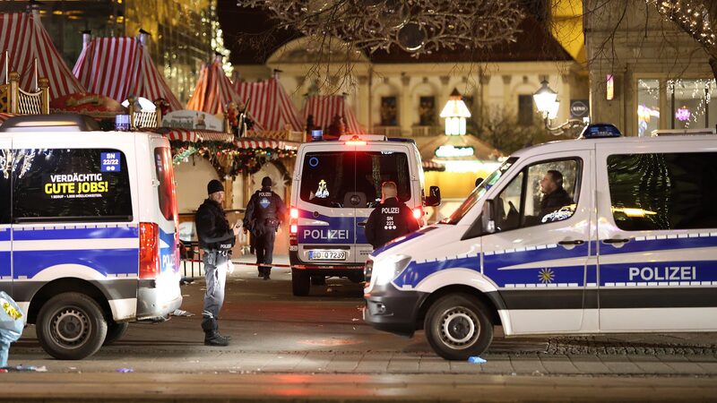 Car_Attack_at_German_Christmas_Market_Leaves_Five_Dead__Hundreds_Injured - Khabar Asia Car_Attack_at_German_Christmas_Market_Leaves_Five_Dead__Hundreds_Injured
