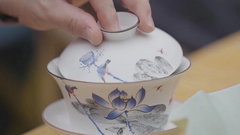 Chengdu_Combines_Tradition_and_Modernity_at_Century_Old_Heming_Tea_House video poster