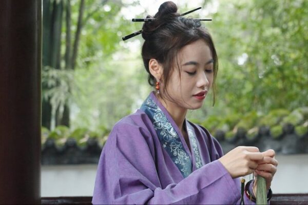 Chengdu_Lacquerware__A_Living_Memory_Bridging_Tradition_and_Modernity video poster