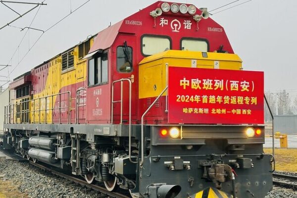 China-Europe Freight Train Service Expands by 10% Amid Global Trade Boost China-Europe Freight Train Service Expands by 10% Amid Global Trade Boost