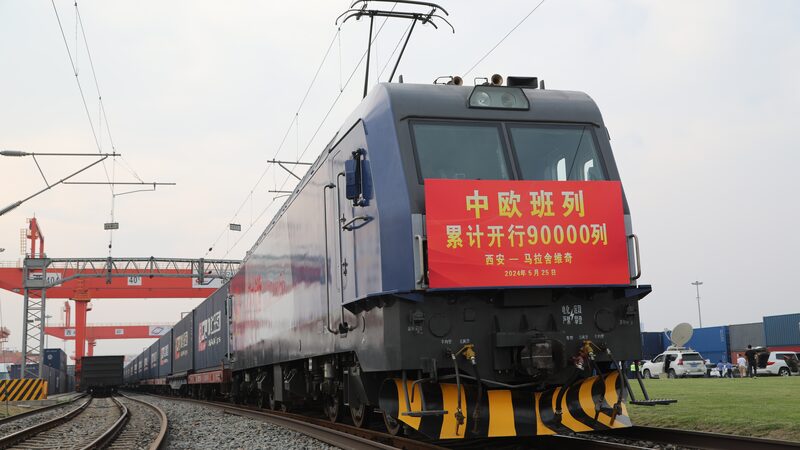 China-Europe_Freight_Train_Trips_Exceed_90000_Mark_Boosting_Eurasian_Trade - Khabar Asia China-Europe Freight Train Trips Exceed 90,000 Mark, Boosting Eurasian Trade