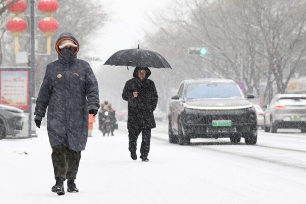 China Activates Emergency Measures as Heavy Snowfall Hits Multiple Provinces China Activates Emergency Measures as Heavy Snowfall Hits Multiple Provinces
