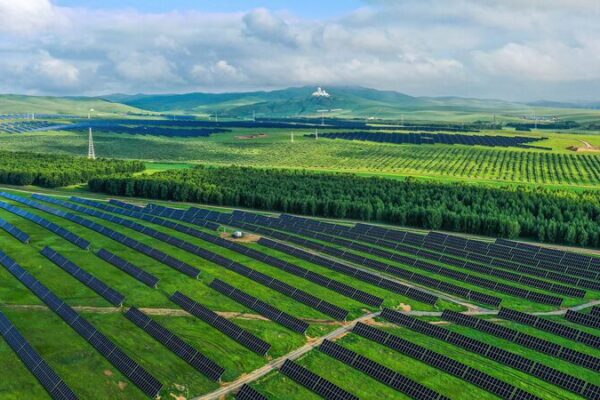 China_Adopts_Resolution_to_Enhance_Green__Low_Carbon_Development