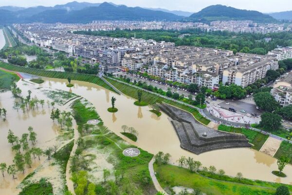 China_Allocates_350_Million_Yuan_for_Flood_Relief_in_Henan__Shaanxi__and_Sichuan