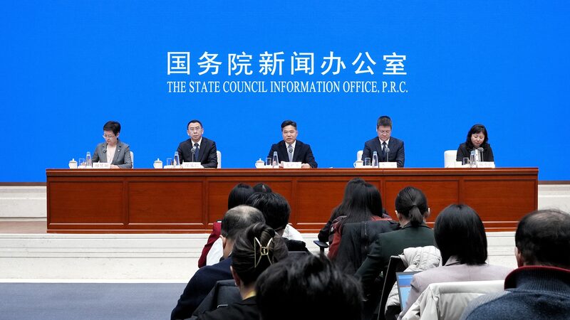 China_Boosts_Holiday_Spending_Through_Successful_Trade_In_Programs_for_Spring_Festival - Khabar Asia China_Boosts_Holiday_Spending_Through_Successful_Trade_In_Programs_for_Spring_Festival